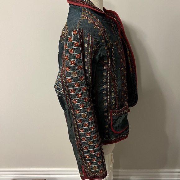 Chico Embroidered Jean Jacket. - Picture 5 of 7